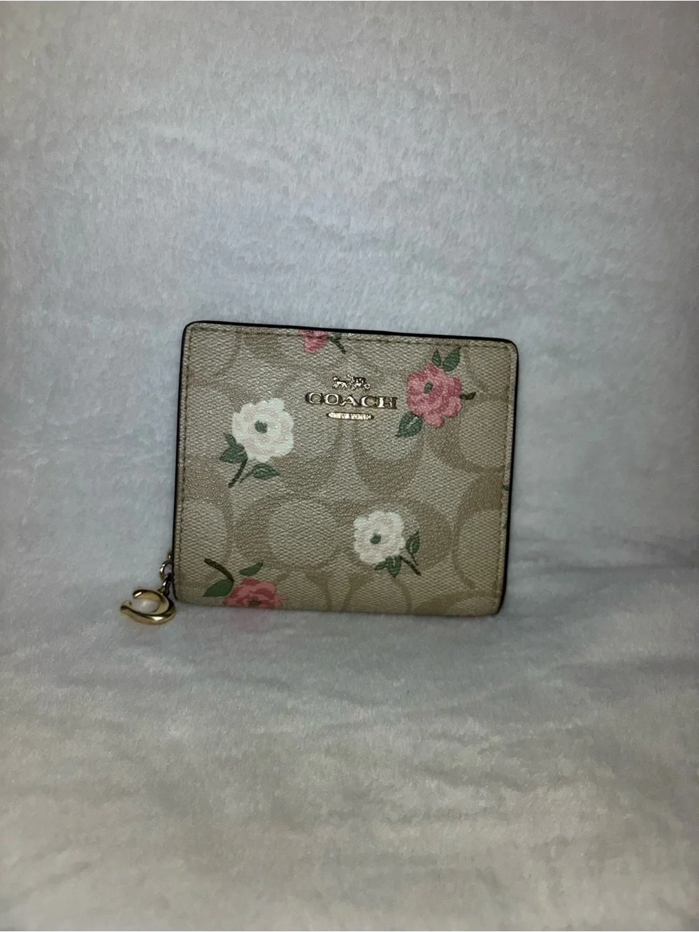 Coach Beige Signature Floral Zip Card Case with Gold Logo